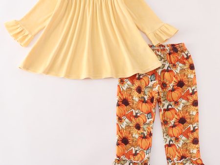 Beige velvet pumpkin girl ruffle pants set Hot on Sale